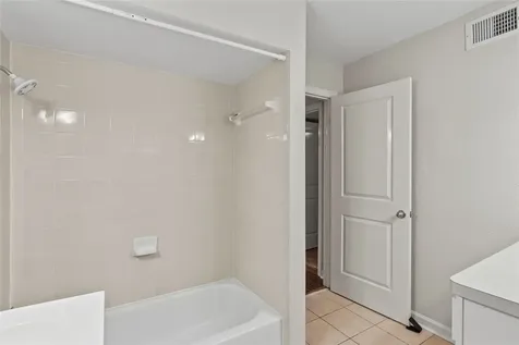 102 Strand Street 19 Galveston TX 77550