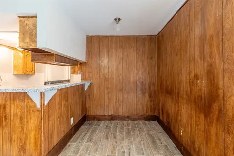 1938 Barnsley Lane Houston TX 77088