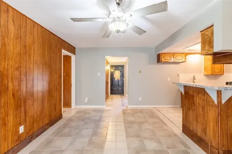 1938 Barnsley Lane Houston TX 77088