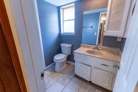1938 Barnsley Lane Houston TX 77088