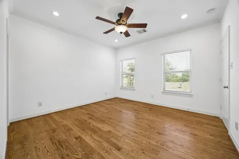 1908 Lauderdale Street Houston TX 77030