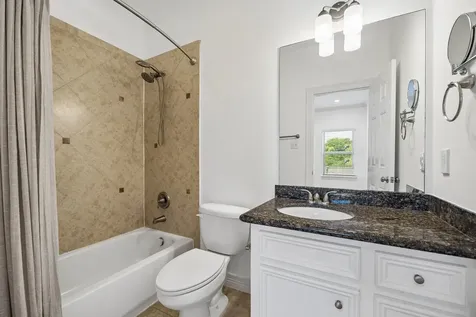 1908 Lauderdale Street Houston TX 77030