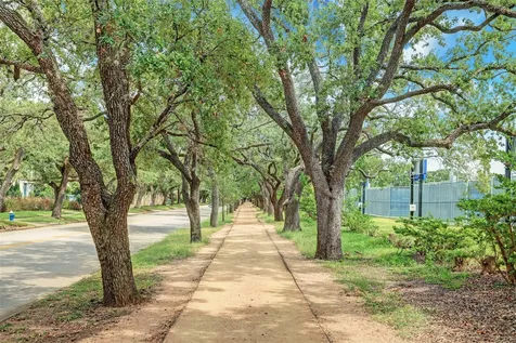 1908 Lauderdale Street Houston TX 77030