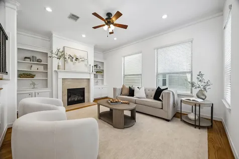 1908 Lauderdale Street Houston TX 77030