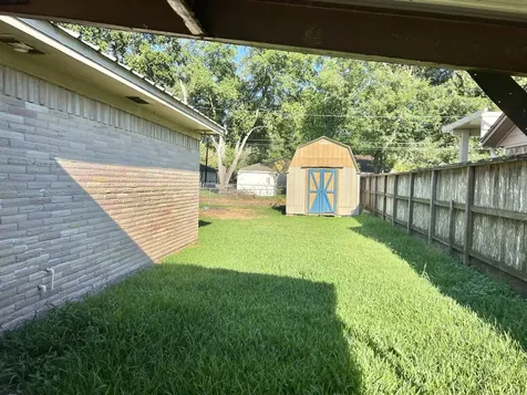 2521 Pearland Avenue Pearland TX 77581