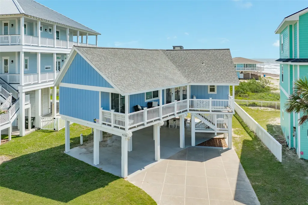4230 Pirates Drive Galveston TX 77554