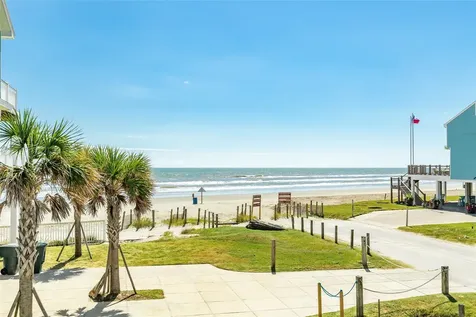 4230 Pirates Drive Galveston TX 77554