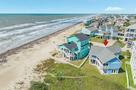4230 Pirates Drive Galveston TX 77554