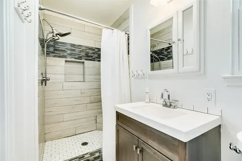 4230 Pirates Drive Galveston TX 77554