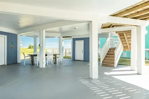 4230 Pirates Drive Galveston TX 77554
