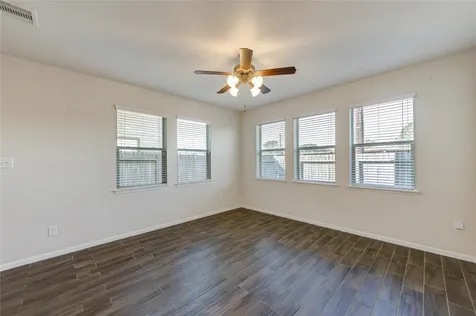 8335 Hawthorn Valley Lane Houston TX 77095