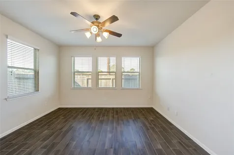 8335 Hawthorn Valley Lane Houston TX 77095