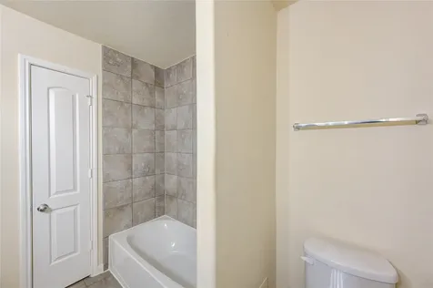 8335 Hawthorn Valley Lane Houston TX 77095