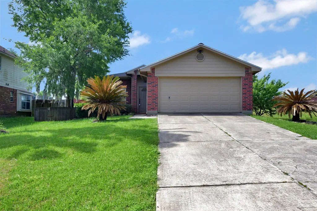 855 Lake View Drive Montgomery TX 77356