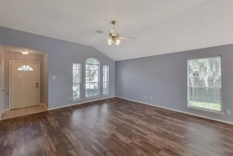 855 Lake View Drive Montgomery TX 77356
