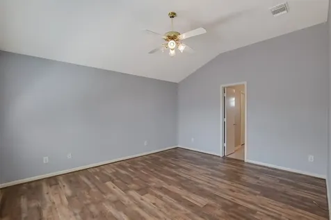 855 Lake View Drive Montgomery TX 77356
