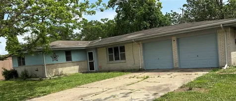 1133 25th Avenue N Texas City TX 77590