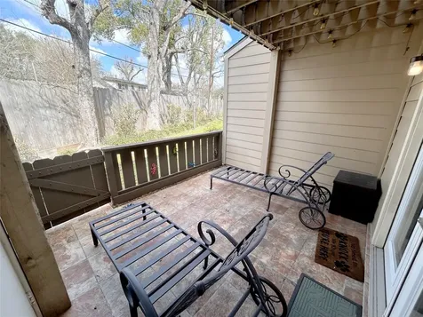 5005 Georgi Lane 204 Houston TX 77092