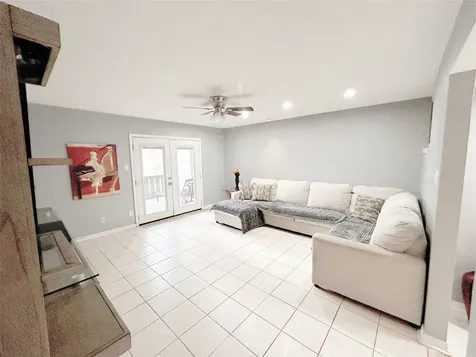 5005 Georgi Lane 204 Houston TX 77092