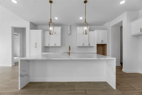 1935 Keen Street Montgomery TX 77316