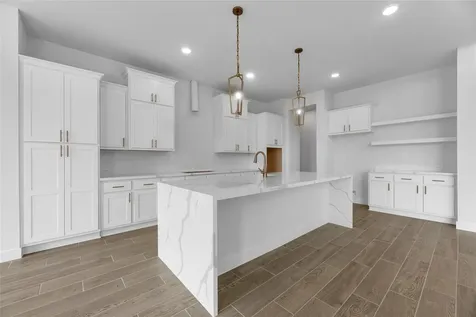 1935 Keen Street Montgomery TX 77316