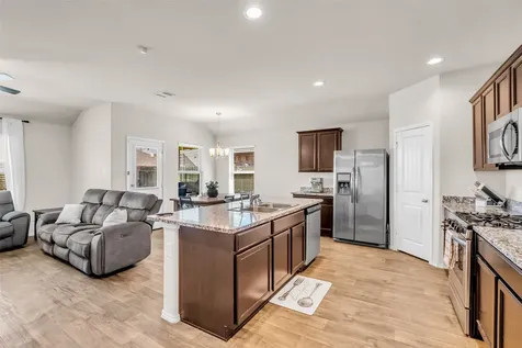 3910 Hybrid Court Baytown TX 77521