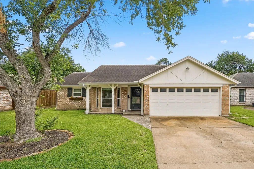 6215 Rena Street Houston TX 77092