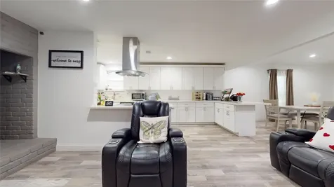 827 Dondell Street Channelview TX 77530