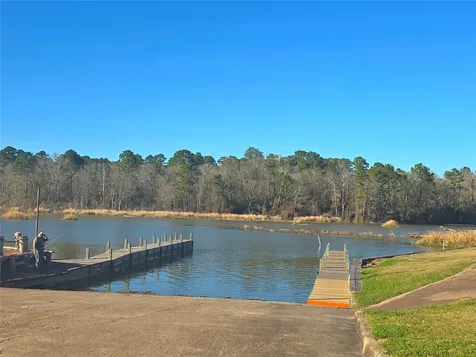 22468 Pebble Beach Way Huntsville TX 77320