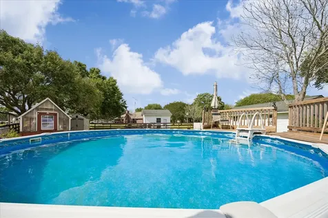 428 Briar Creek Lane Sealy TX 77474