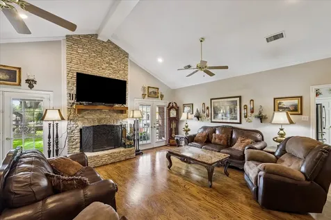 428 Briar Creek Lane Sealy TX 77474