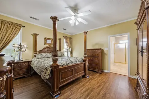 428 Briar Creek Lane Sealy TX 77474