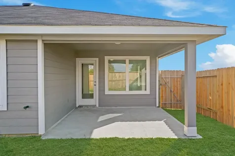 123 Wildflower Lane Dayton TX 77535