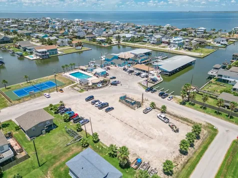 22502 Kennedy Drive Galveston TX 77554