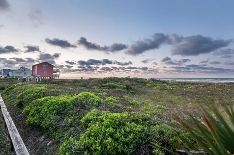 22502 Kennedy Drive Galveston TX 77554