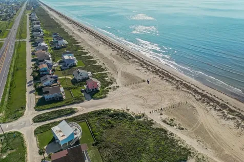 22502 Kennedy Drive Galveston TX 77554