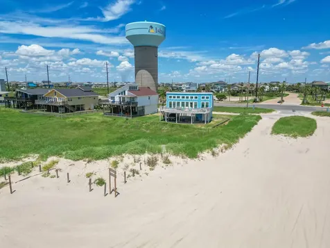 22502 Kennedy Drive Galveston TX 77554