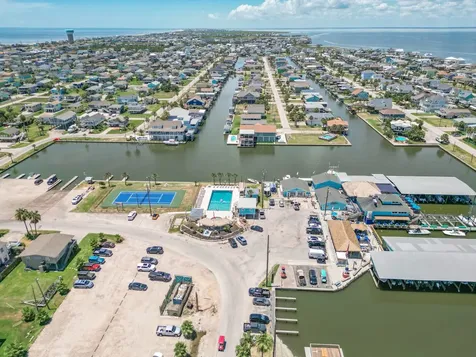22502 Kennedy Drive Galveston TX 77554