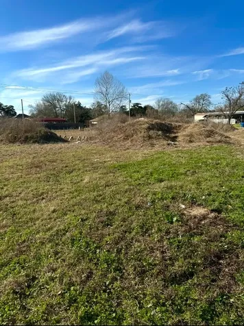 702 Market Street Hempstead TX 77445
