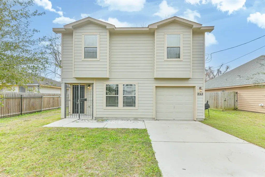 963 Lucky Street Houston TX 77088