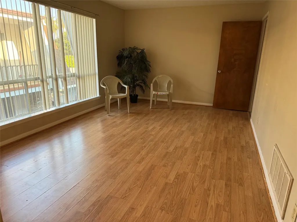 1726 Broadway Street B10 Galveston TX 77550