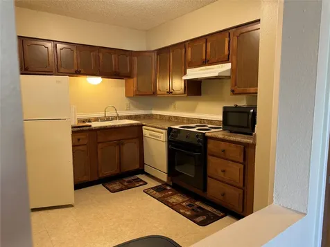 1726 Broadway Street B10 Galveston TX 77550