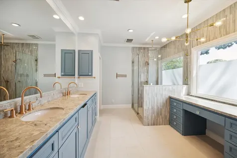 5747 Longmont Lane Houston TX 77057