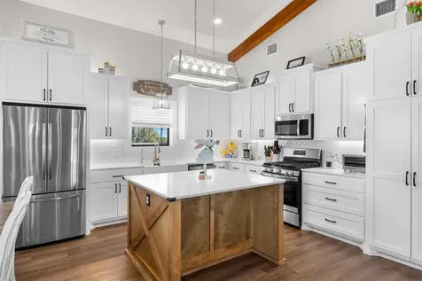 4500 Gibbs Lane Caldwell TX 77836
