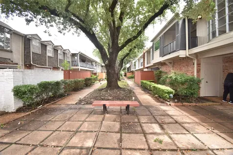 2595 Marilee Lane 2 Houston TX 77057
