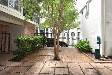 2595 Marilee Lane 2 Houston TX 77057