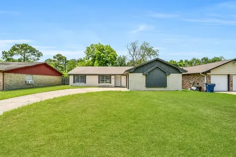 9418 Vicksburg Avenue Texas City TX 77591