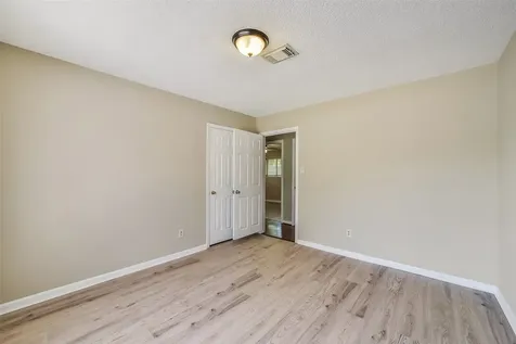9418 Vicksburg Avenue Texas City TX 77591