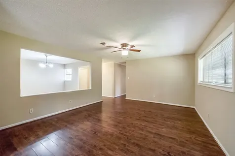 9418 Vicksburg Avenue Texas City TX 77591
