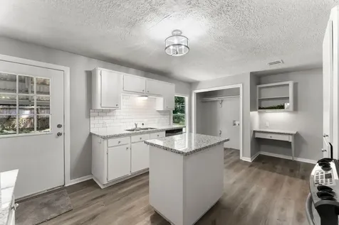 601 Dogwood Trail Conroe TX 77316